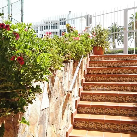 蒙特马尔公寓酒店